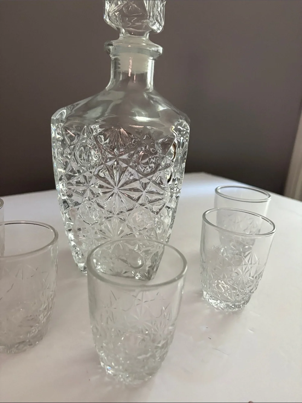 Decanter Set with 5 Matching Shot Glasses - Clear